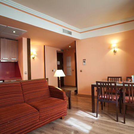 Suites Gran Via 44 Granada Kültér fotó