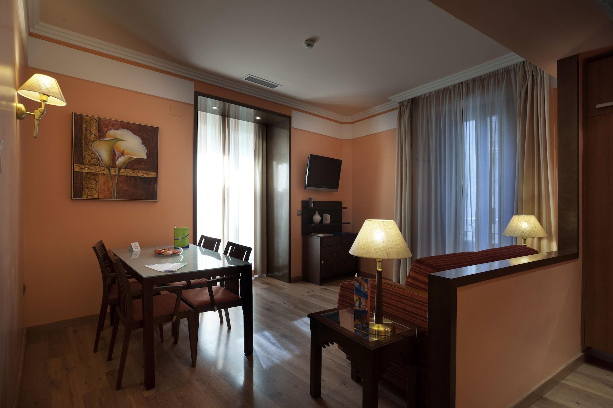 Suites Gran Via 44 Granada Kültér fotó