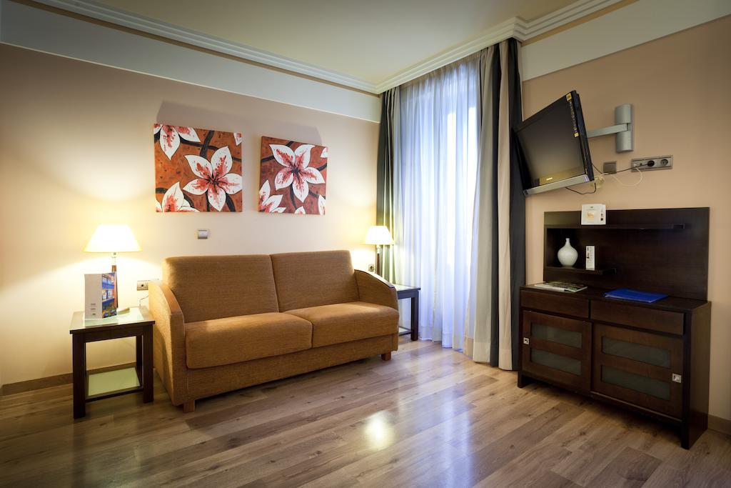 Suites Gran Via 44 Granada Kültér fotó
