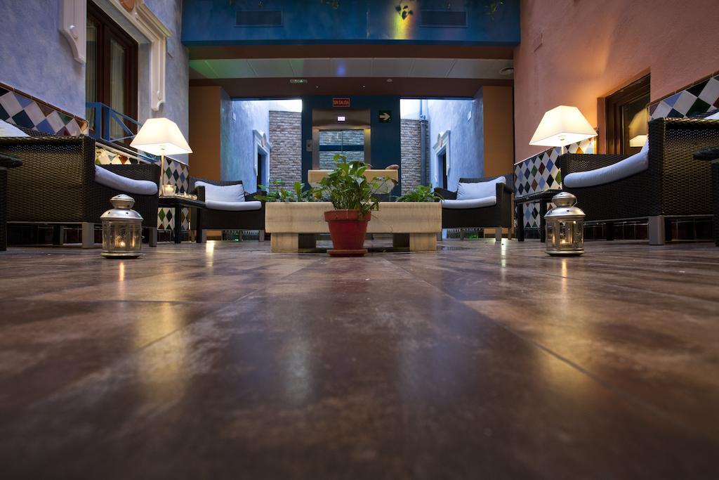 Suites Gran Via 44 Granada Kültér fotó